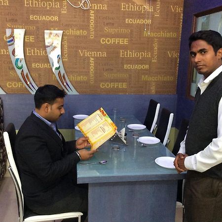 Hotel Central Park Muzaffarpur Exteriör bild